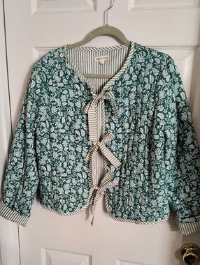 MainStrip Striped Quilted Lined Jacket in Sage Green
